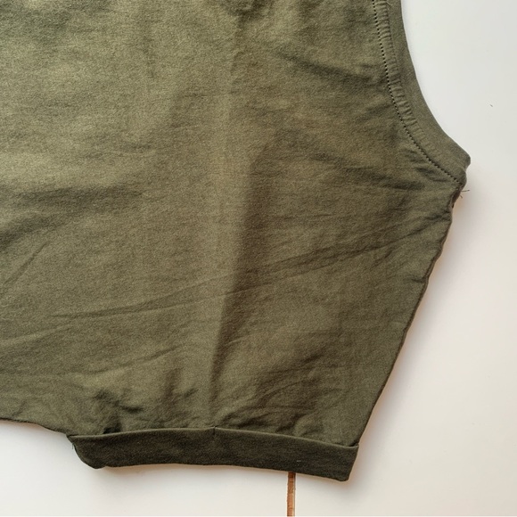 NEW YORK & COMPANY Women’s Green Olives Top Summer vibe & Hot Weather size:M - Picture 6 of 6